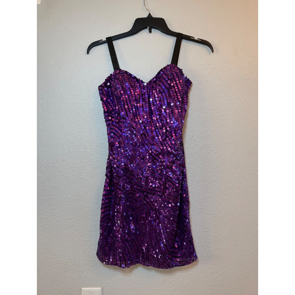 Mac Duggal Couture Cassandra Stone Purple Sequin Mini Dress Size 6